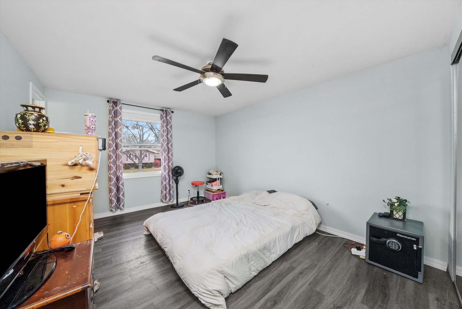 473 Rockhurst Road Bolingbrook IL 60440