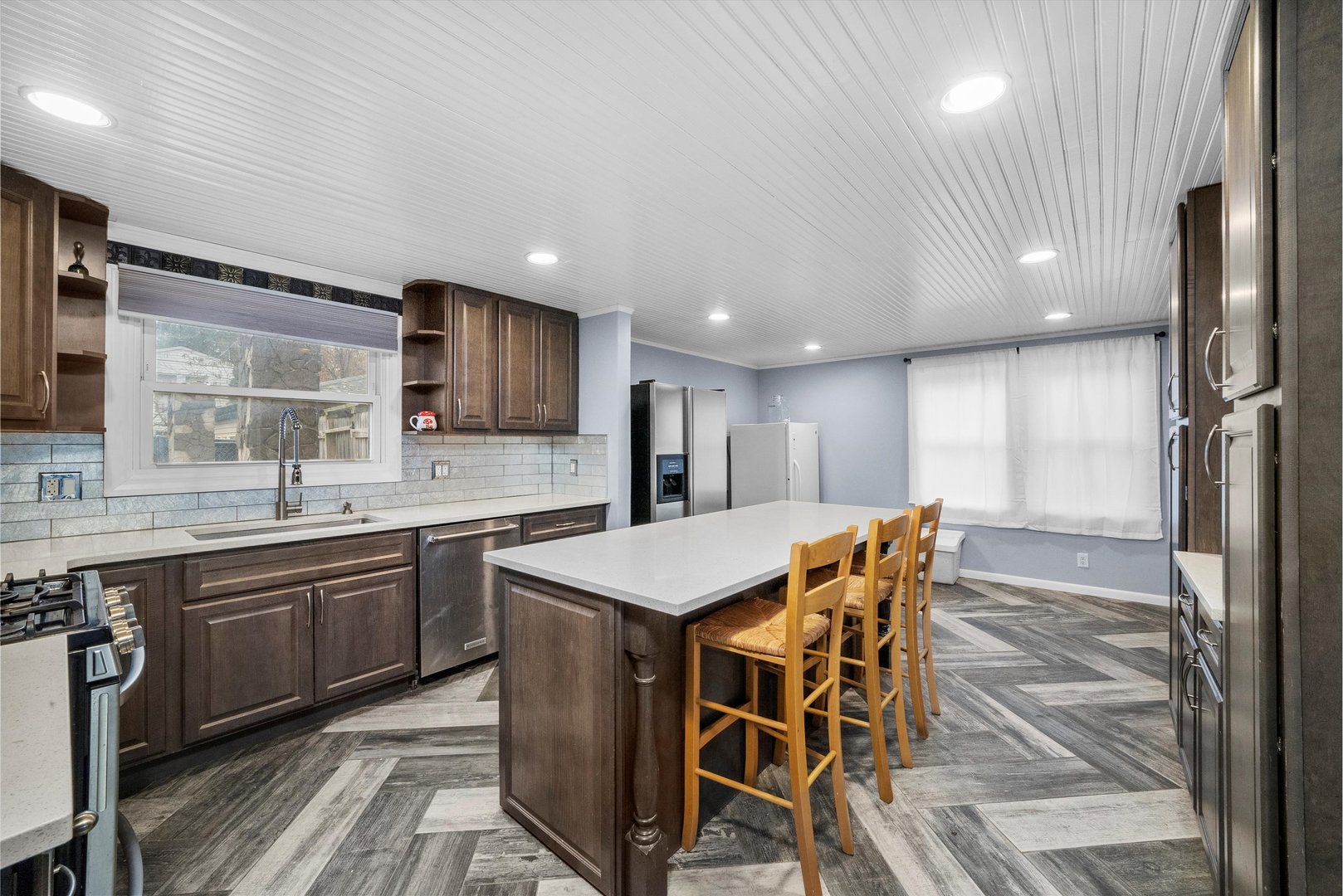 473 Rockhurst Road Bolingbrook IL 60440