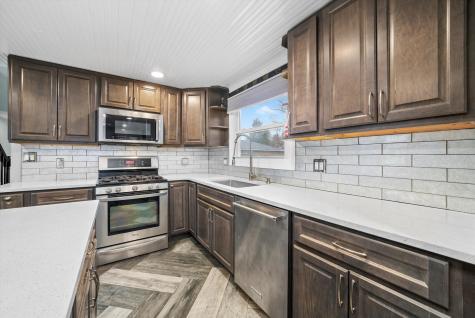473 Rockhurst Road Bolingbrook IL 60440
