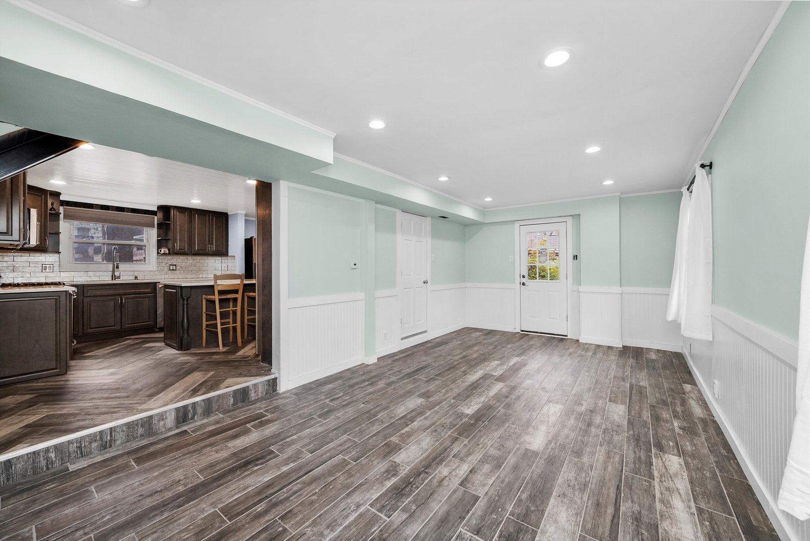 473 Rockhurst Road Bolingbrook IL 60440