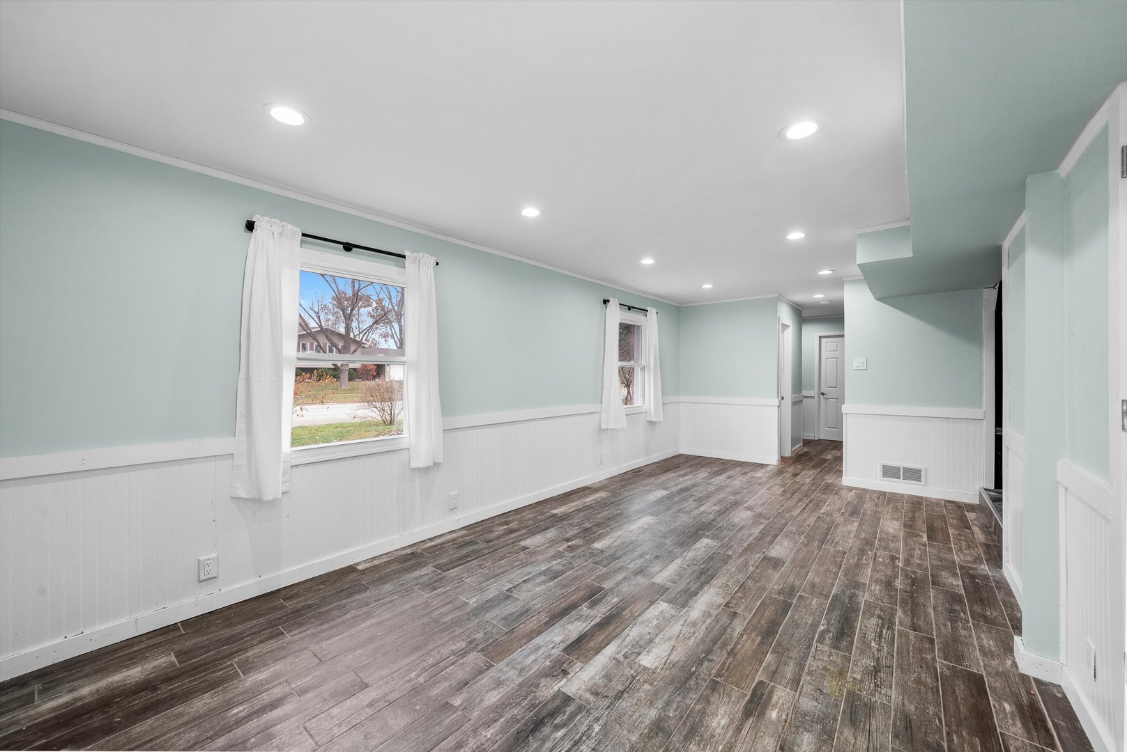 473 Rockhurst Road Bolingbrook IL 60440