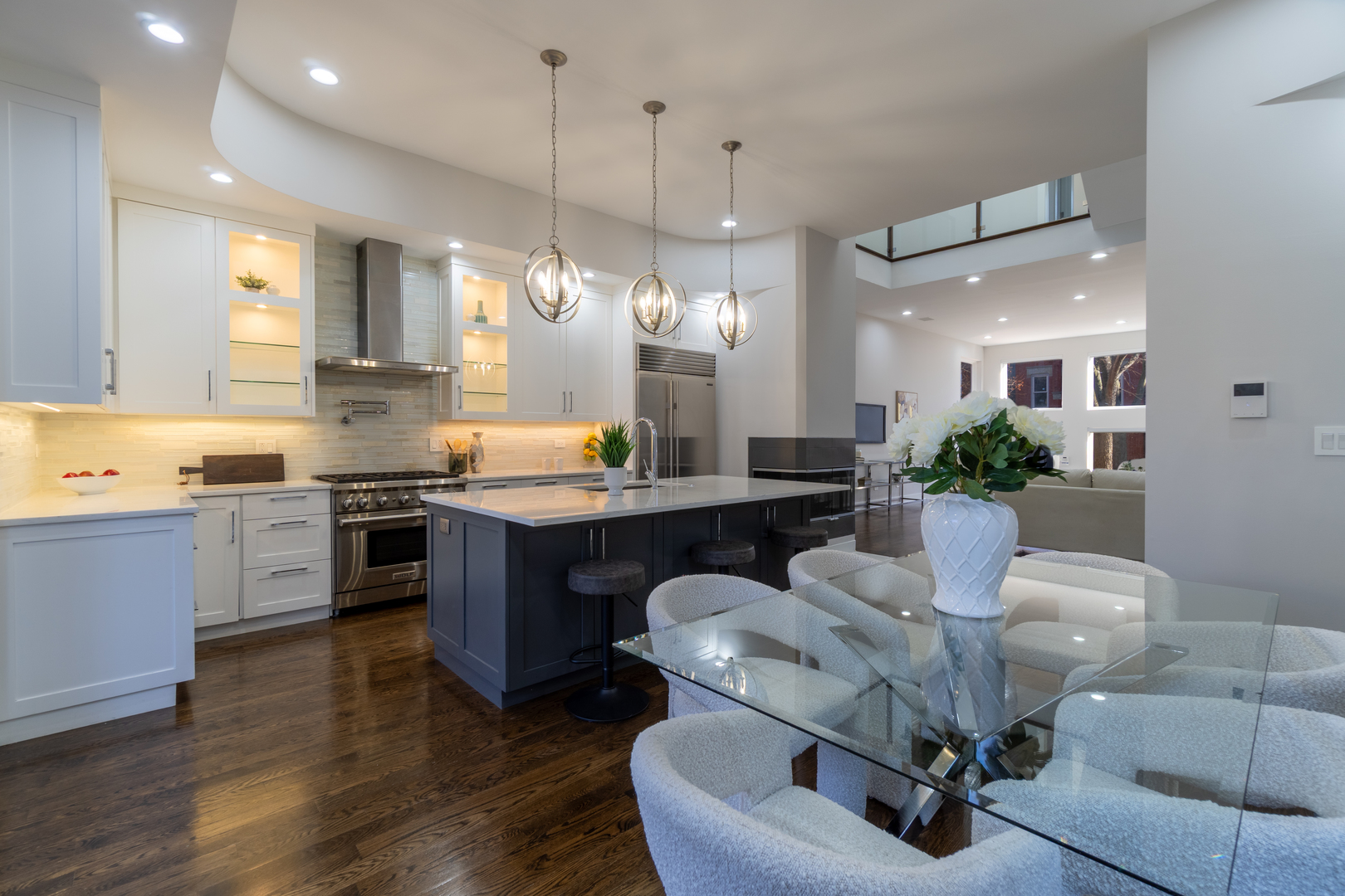 908 North Winchester Avenue Chicago IL 60622