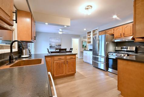 799 Brantwood Avenue Elk Grove Village IL 60007