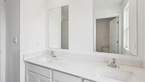 1105 Vista Court Hampshire IL 60140