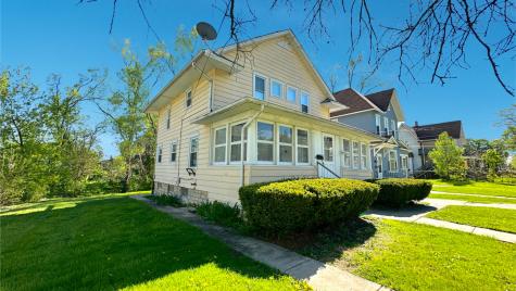 453 Addison Street Elgin IL 60120