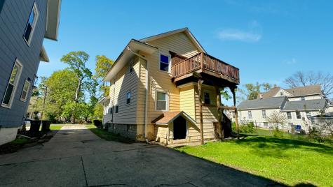 453 Addison Street Elgin IL 60120