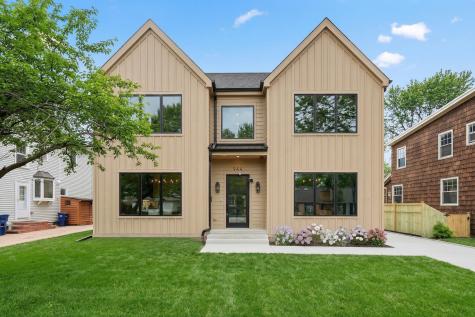 944 Rosemary Terrace Deerfield IL 60015