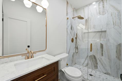 944 Rosemary Terrace Deerfield IL 60015