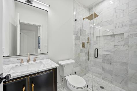 944 Rosemary Terrace Deerfield IL 60015