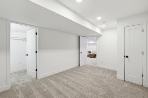 944 Rosemary Terrace Deerfield IL 60015