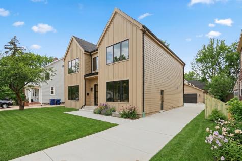 944 Rosemary Terrace Deerfield IL 60015