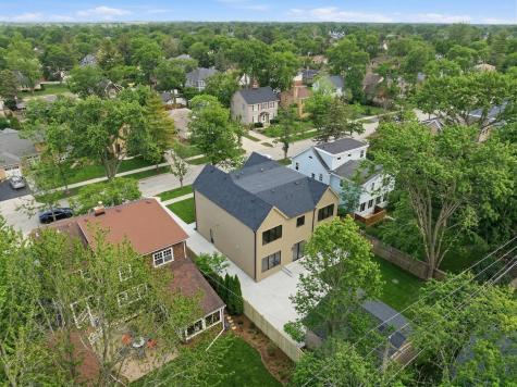 944 Rosemary Terrace Deerfield IL 60015