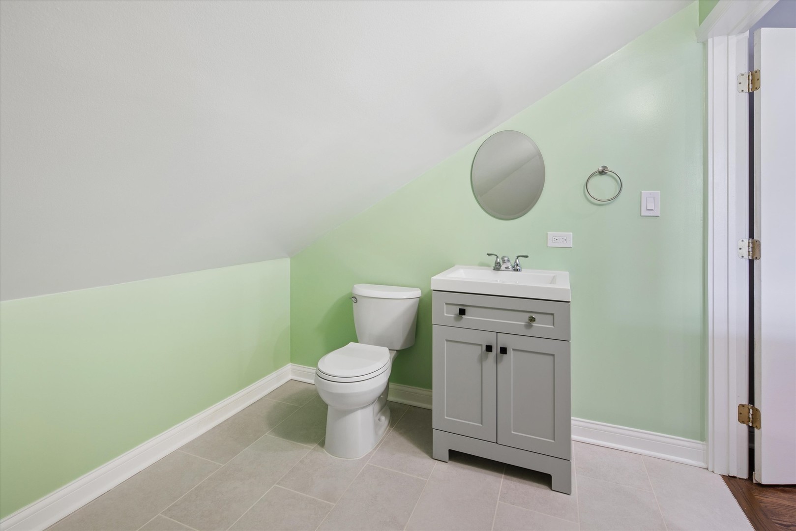 5836 North Manton Avenue Chicago IL 60646