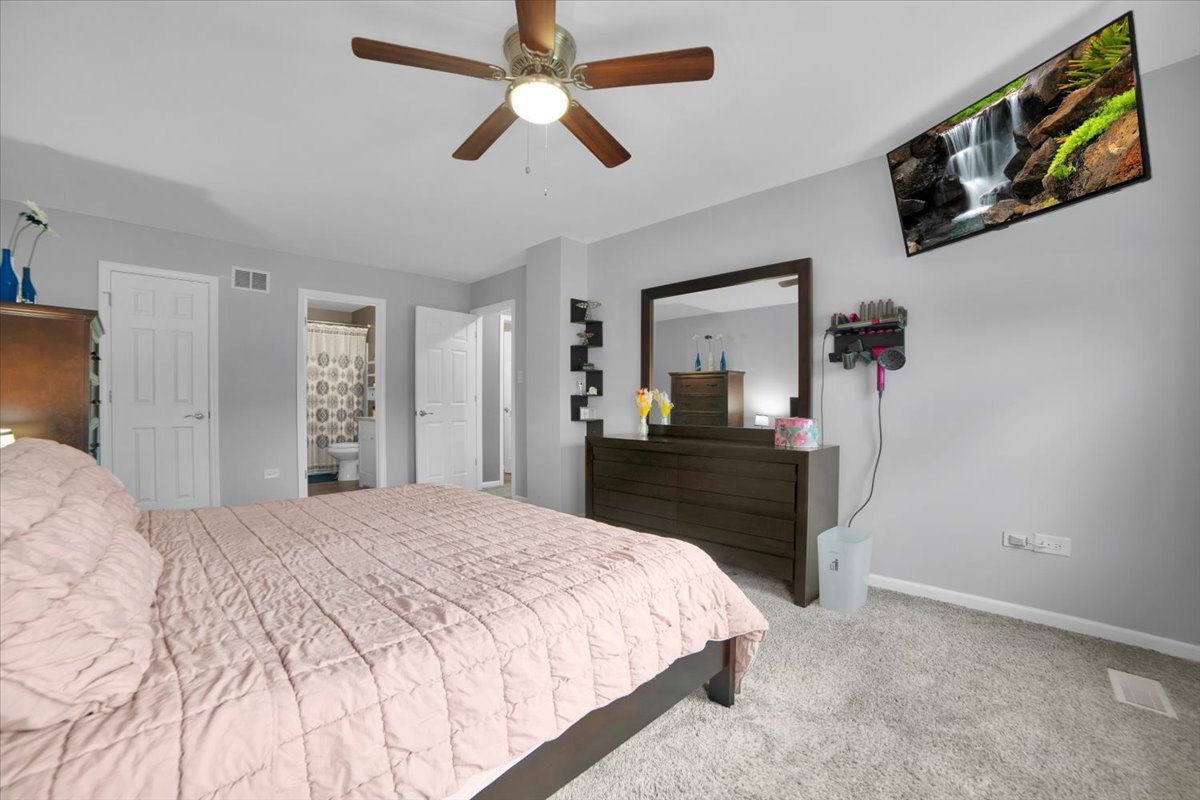 5303 Riviera Boulevard Plainfield IL 60586