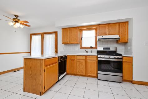 16237 Lake Villa Avenue Tinley Park IL 60477