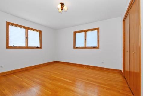 16237 Lake Villa Avenue Tinley Park IL 60477