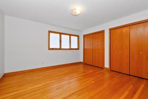 16237 Lake Villa Avenue Tinley Park IL 60477