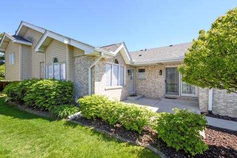 16237 Lake Villa Avenue Tinley Park IL 60477
