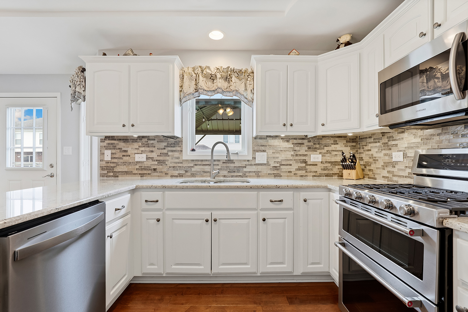 820 Karen Lane New Lenox IL 60451