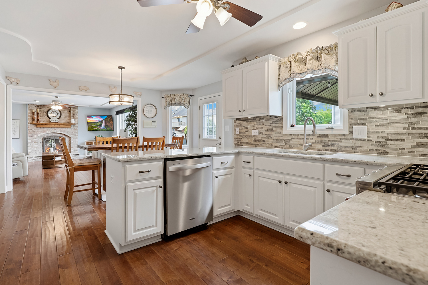 820 Karen Lane New Lenox IL 60451