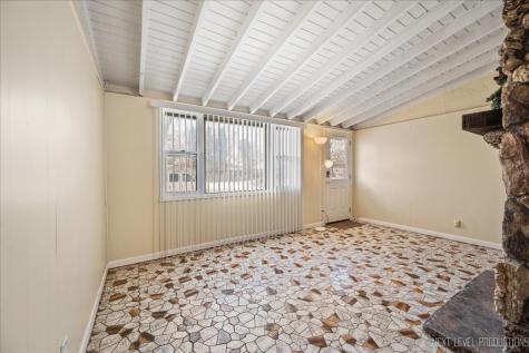 1009 Assell Avenue Aurora IL 60505