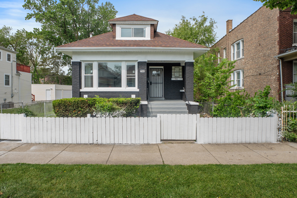 7948 South Colfax Avenue Chicago IL 60649