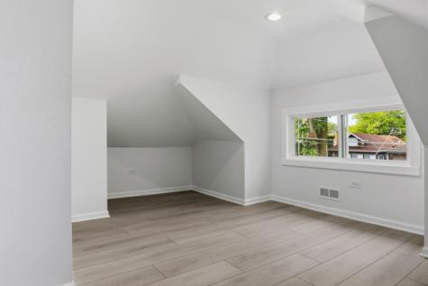 7948 South Colfax Avenue Chicago IL 60649