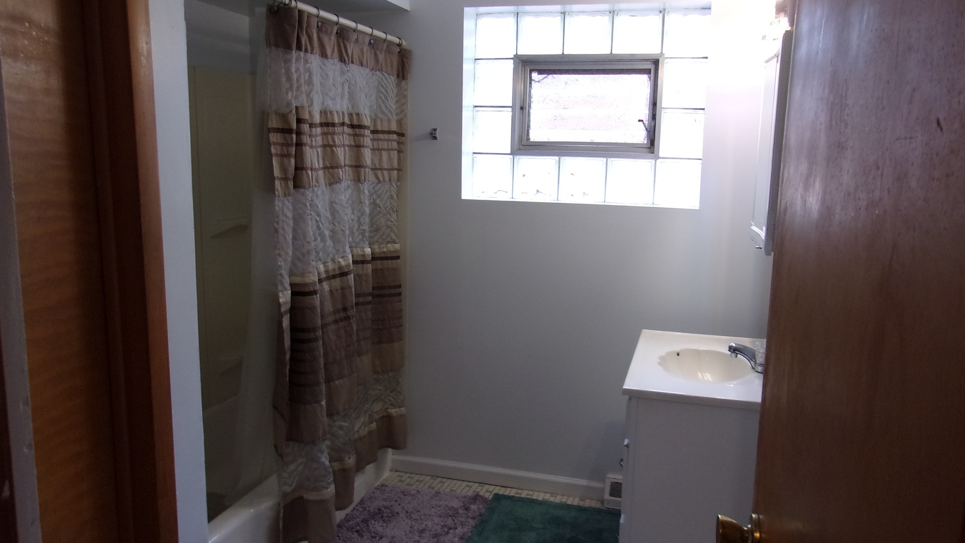 8343 South Calumet Avenue Chicago IL 60619