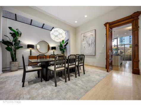 1434 North Dearborn Street Chicago IL 60610