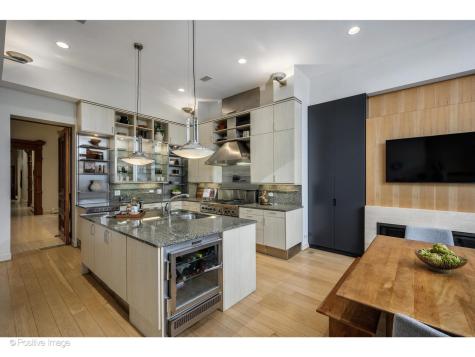 1434 North Dearborn Street Chicago IL 60610