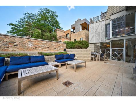 1434 North Dearborn Street Chicago IL 60610