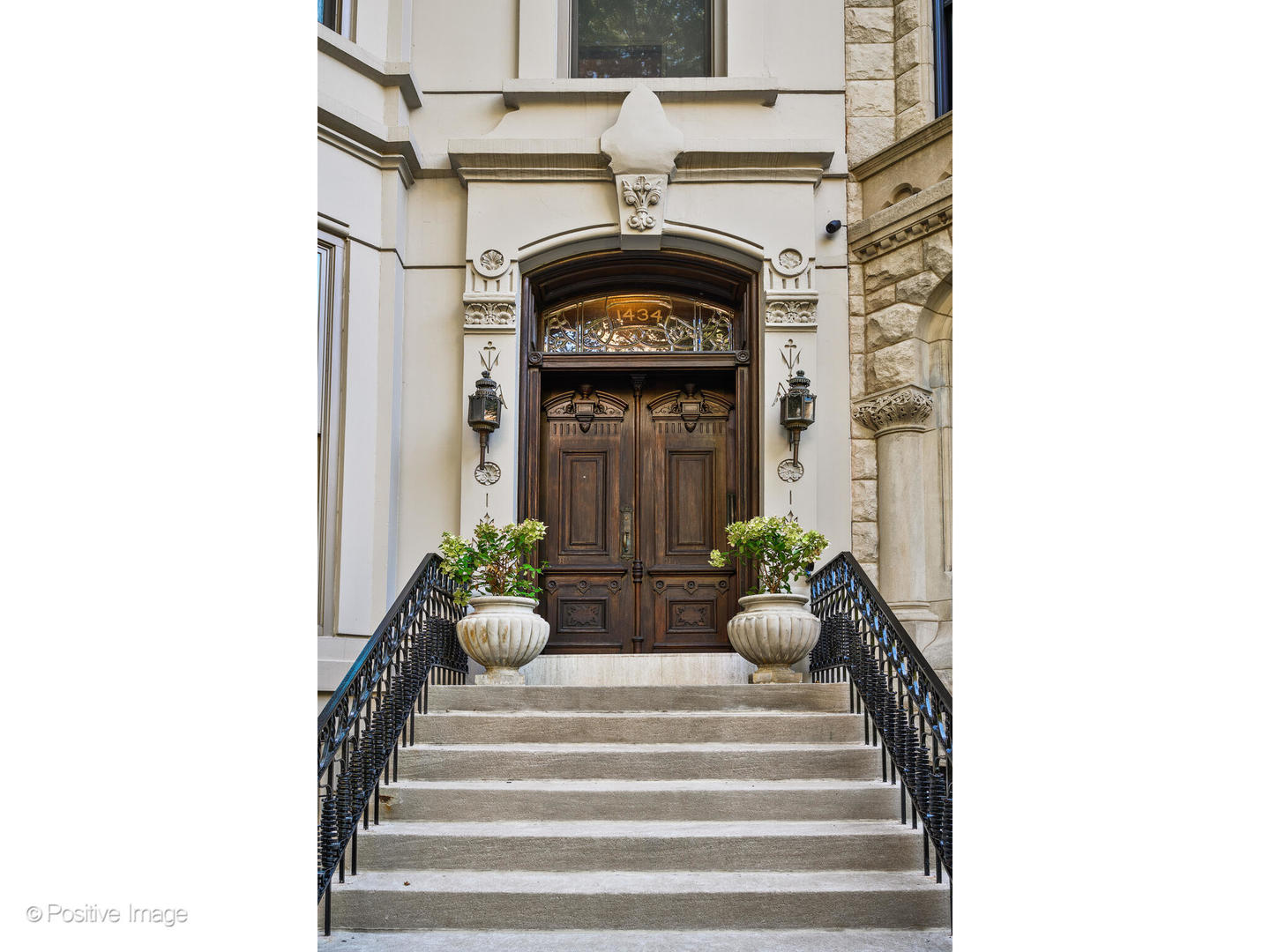 1434 North Dearborn Street Chicago IL 60610