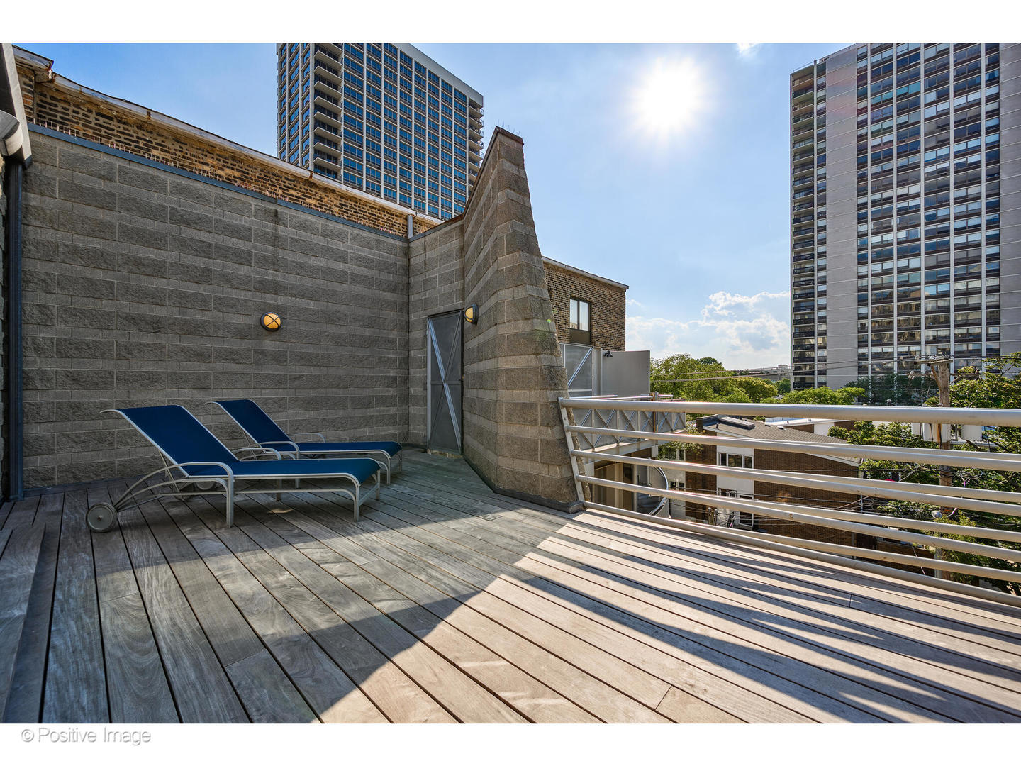 1434 North Dearborn Street Chicago IL 60610