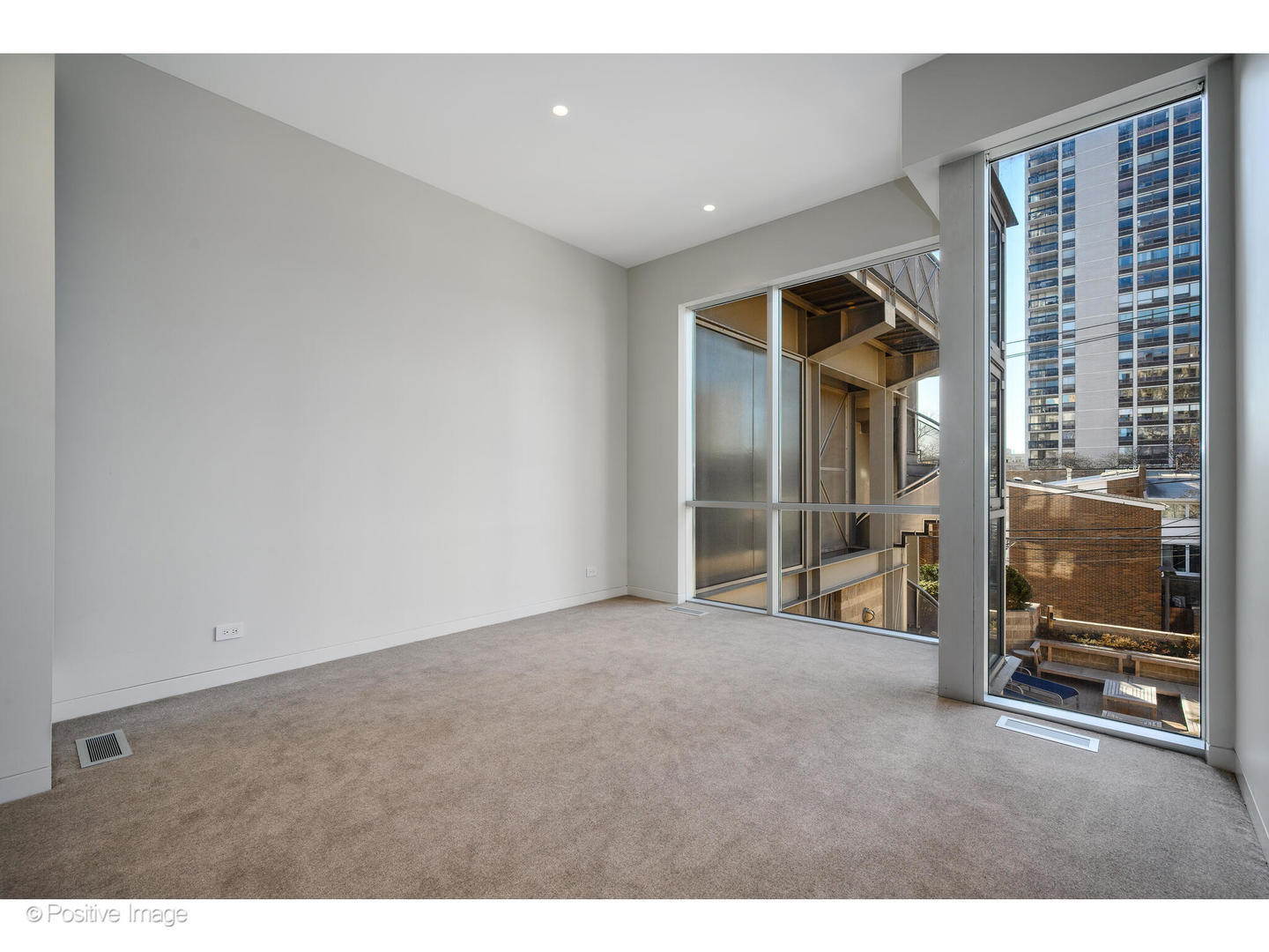 1434 North Dearborn Street Chicago IL 60610