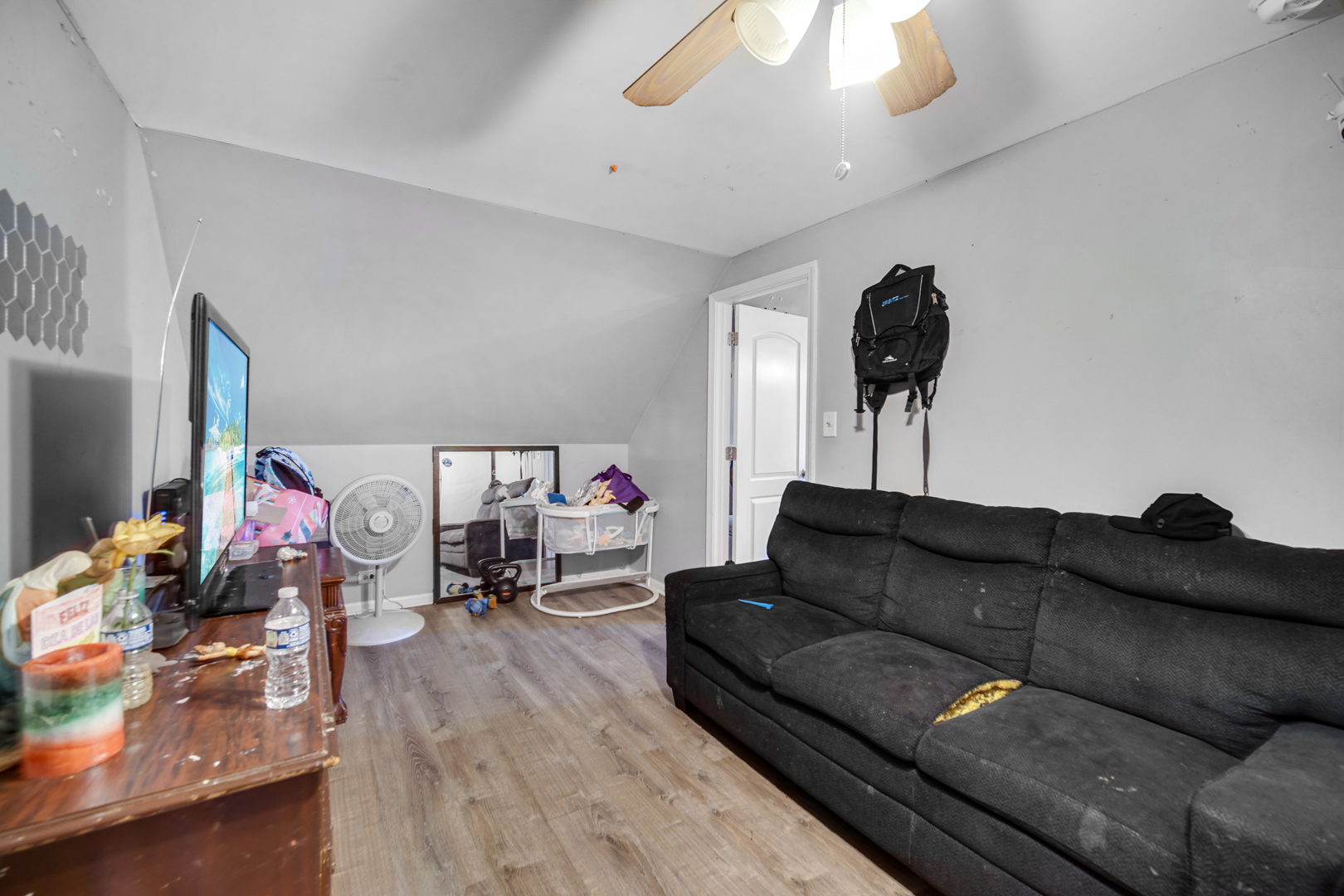 2213 North Kildare Avenue Chicago IL 60639