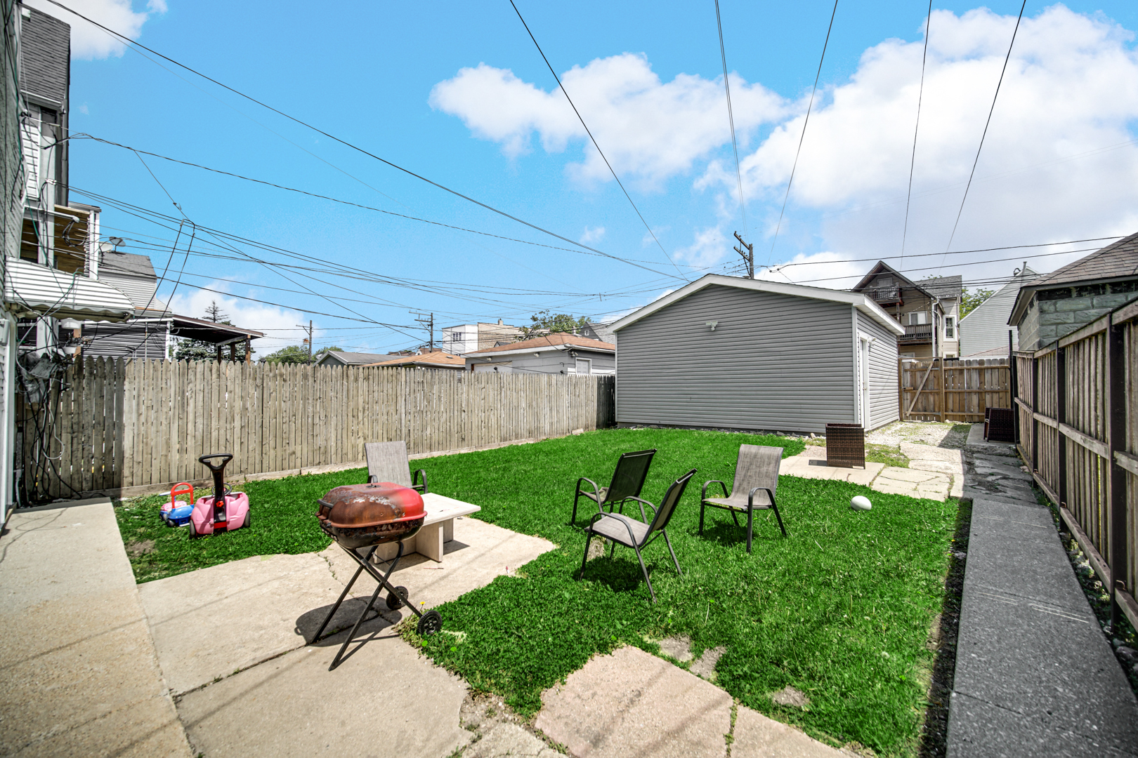 2213 North Kildare Avenue Chicago IL 60639