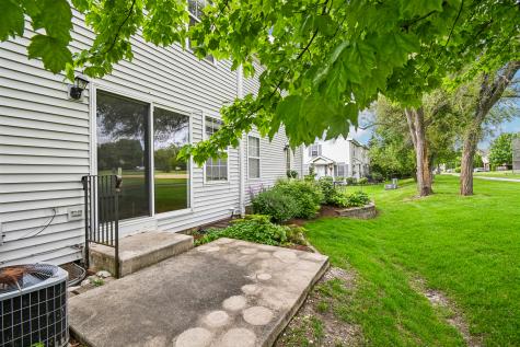 524 Jennifer Circle S Mundelein IL 60060
