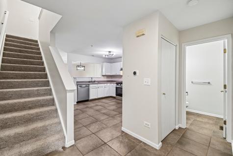 524 Jennifer Circle S Mundelein IL 60060