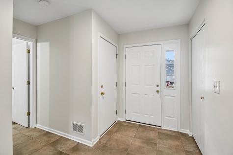 524 Jennifer Circle S Mundelein IL 60060