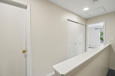 524 Jennifer Circle S Mundelein IL 60060