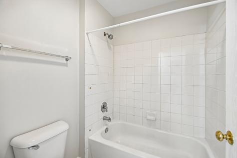 524 Jennifer Circle S Mundelein IL 60060