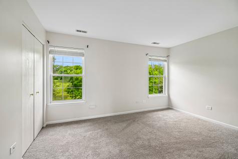 524 Jennifer Circle S Mundelein IL 60060