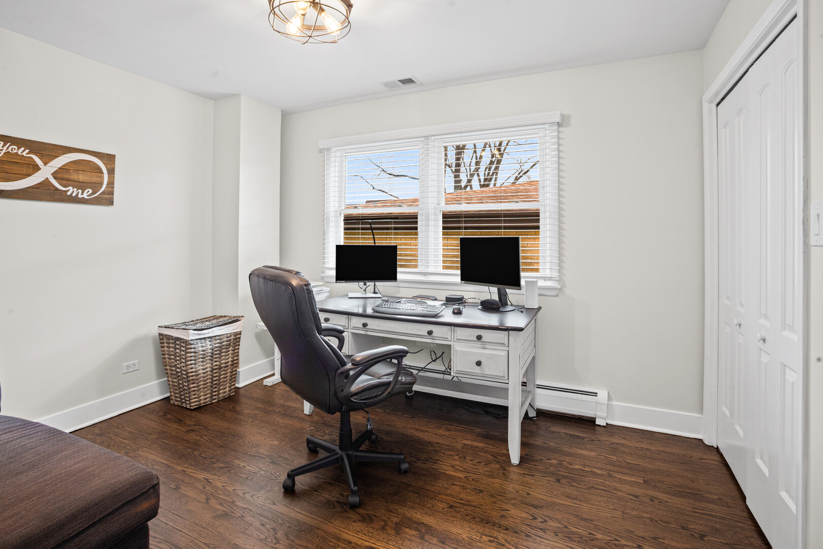 216 East Fremont Avenue Elmhurst IL 60126