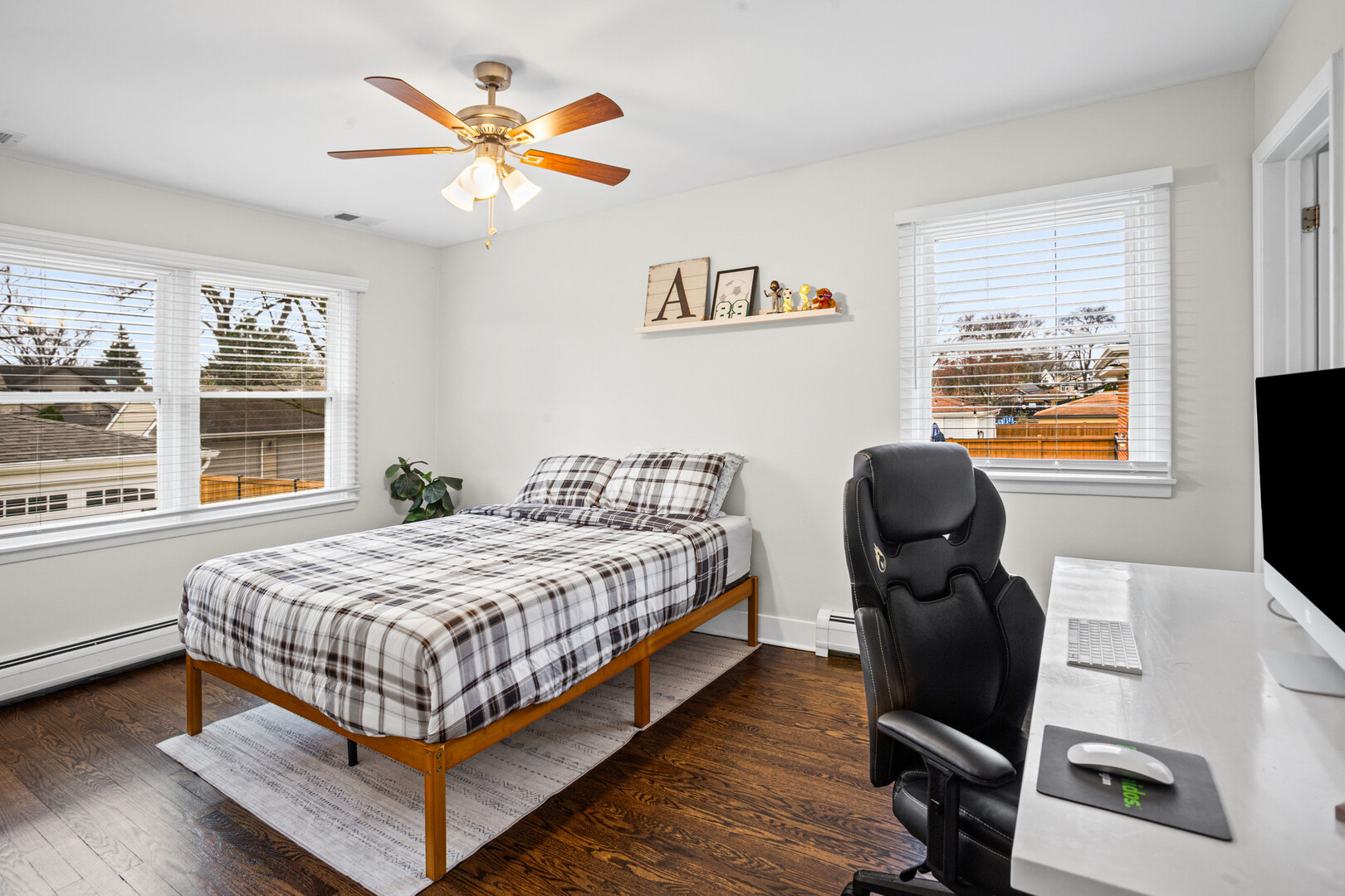 216 East Fremont Avenue Elmhurst IL 60126
