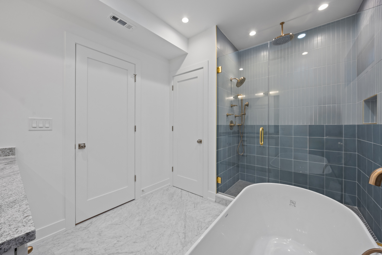 2620 North Mozart Street Chicago IL 60647