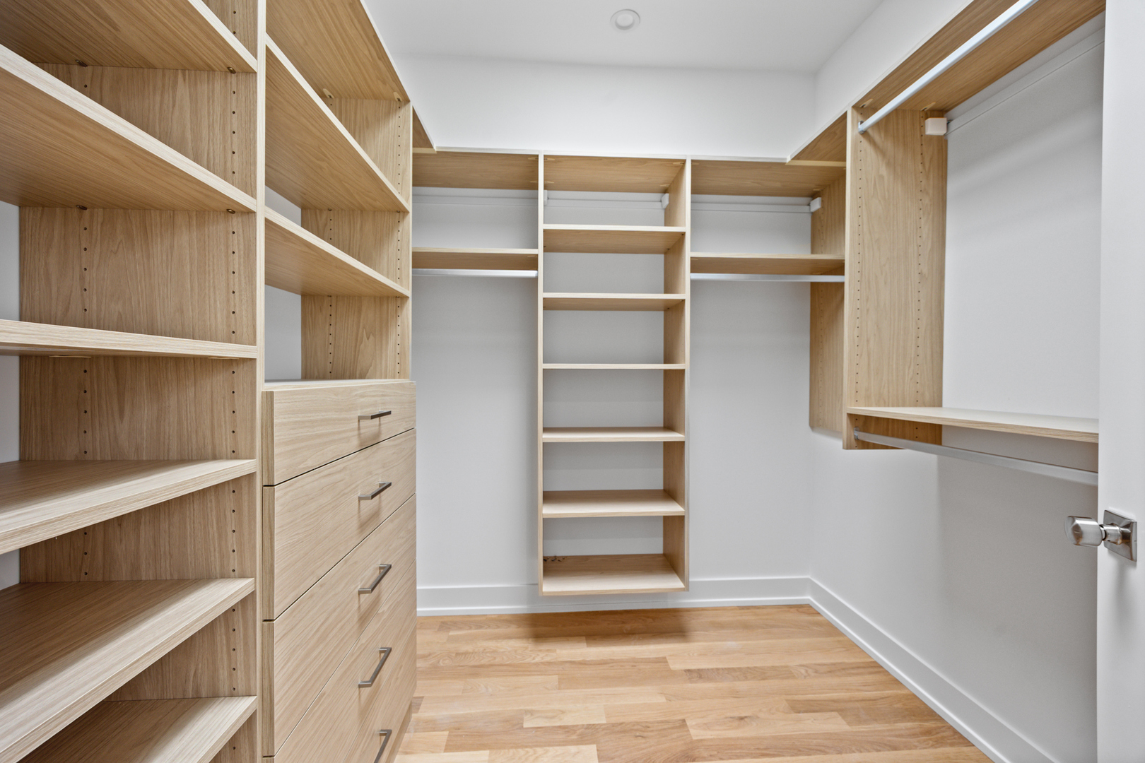 2620 North Mozart Street Chicago IL 60647