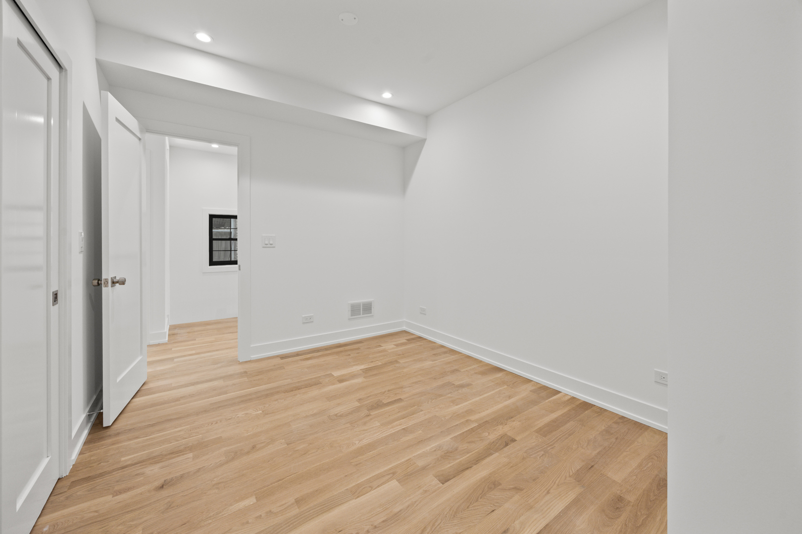 2620 North Mozart Street Chicago IL 60647