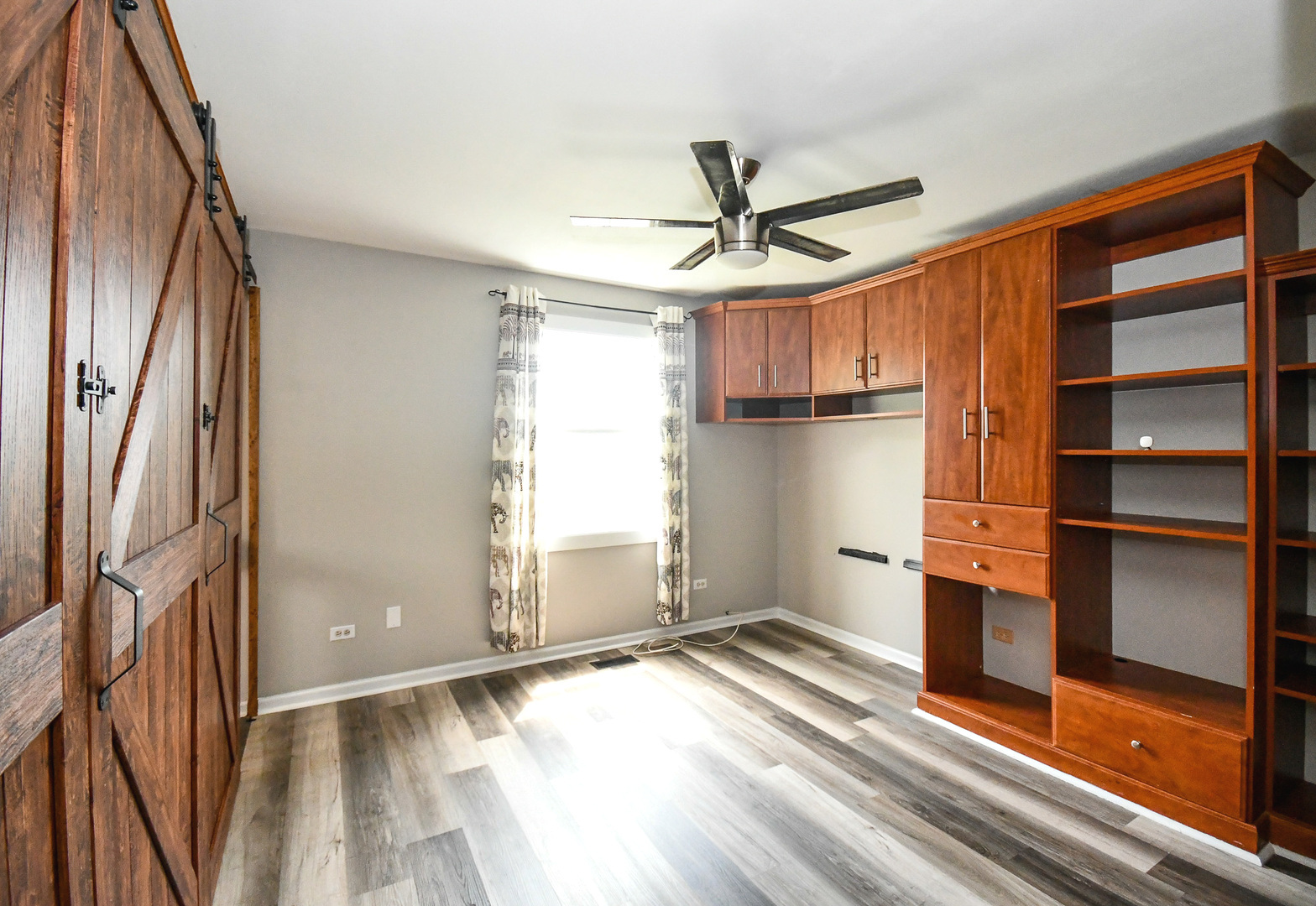121 Cammeron Court Aurora IL 60504
