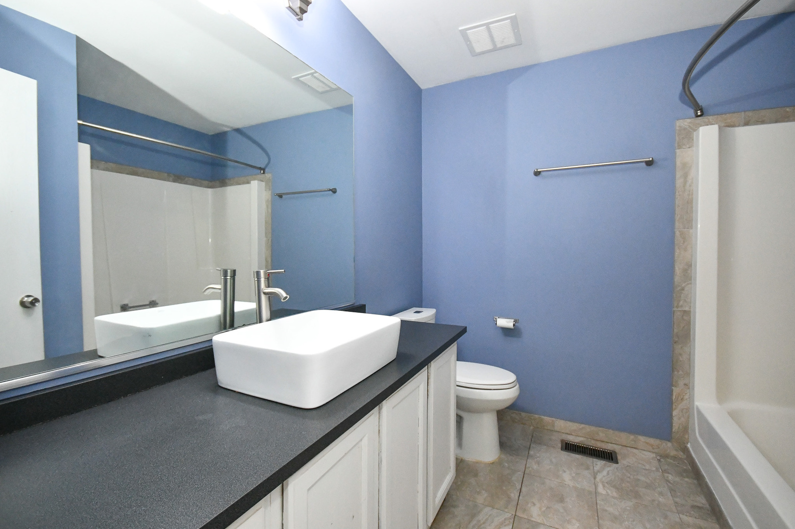 121 Cammeron Court Aurora IL 60504
