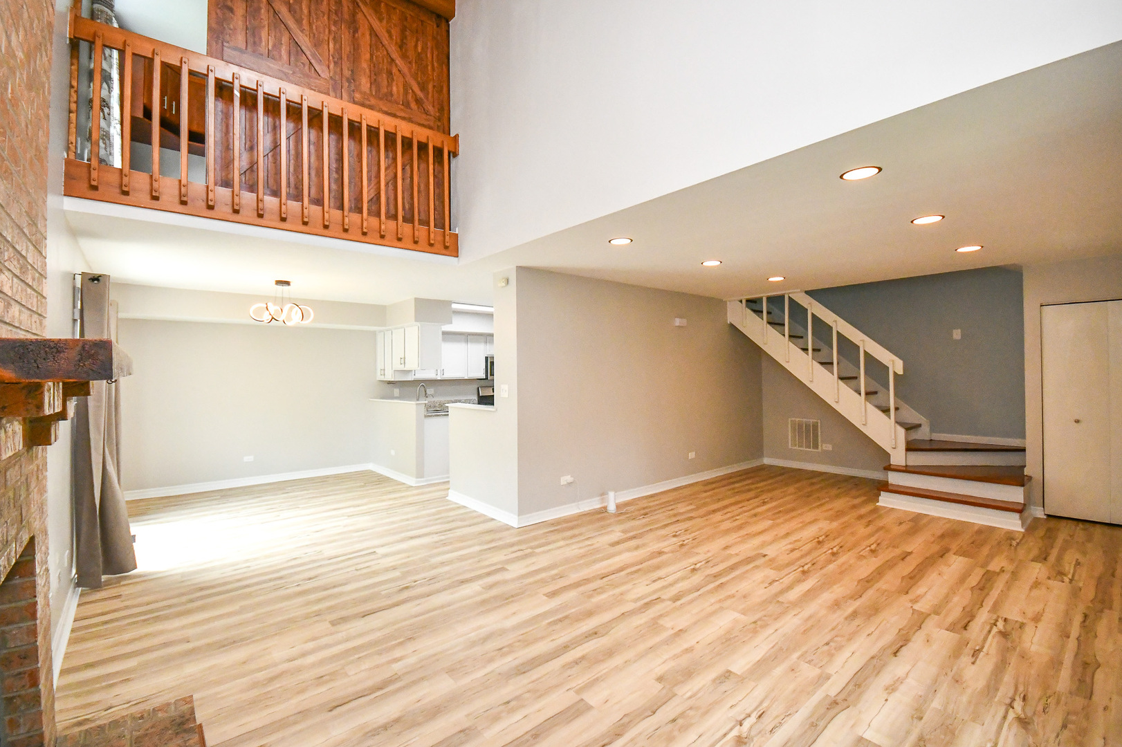121 Cammeron Court Aurora IL 60504